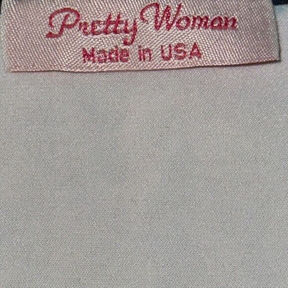 Pretty Woman White Black Sea Turtle Print Asymmetric Hem T-shirt Ladies Large - Picture 2 of 9